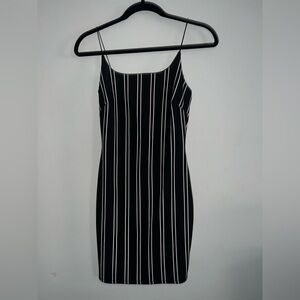 STEPS Medium Black and‎ White Striped Dress
